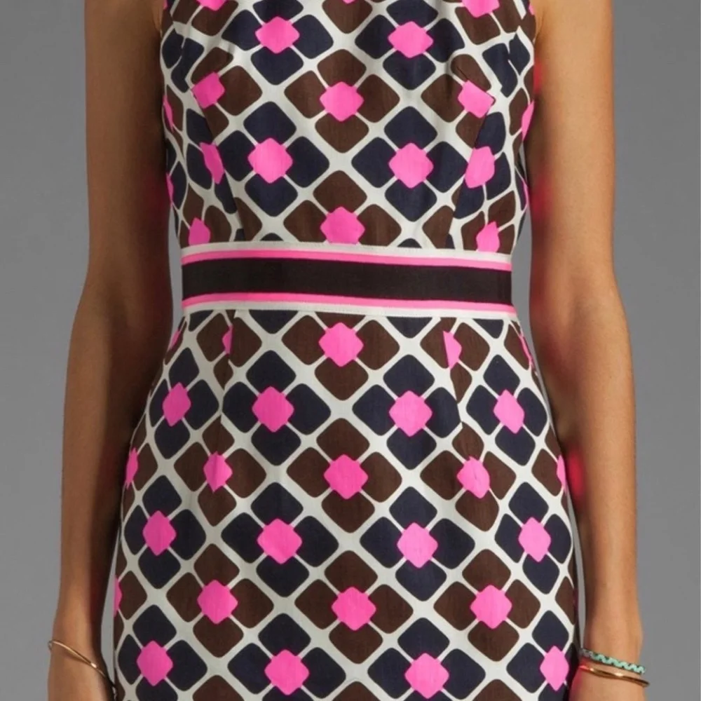 Milly of NY Anna Tile Sheath Dress Neon Pink Size 6 - Picture 4 of 10